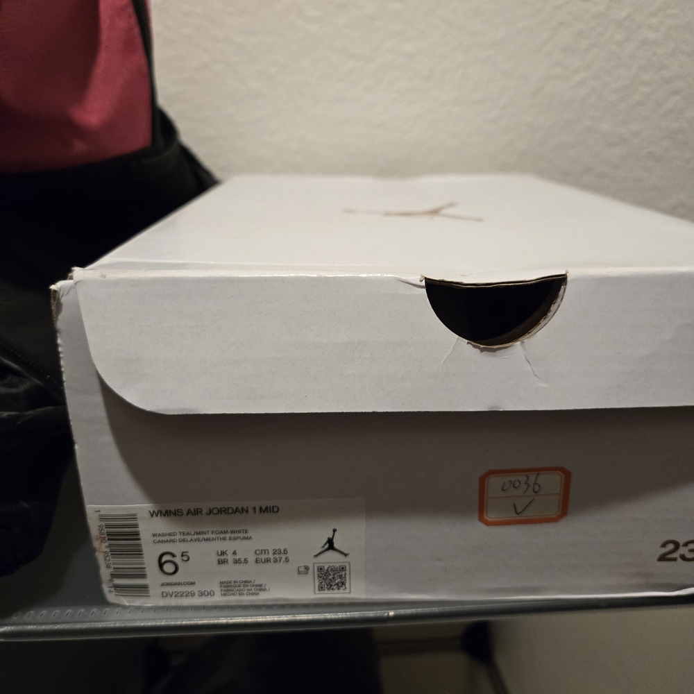 Jordan Women's Air Mid Sneakers - Picture 4 of 5